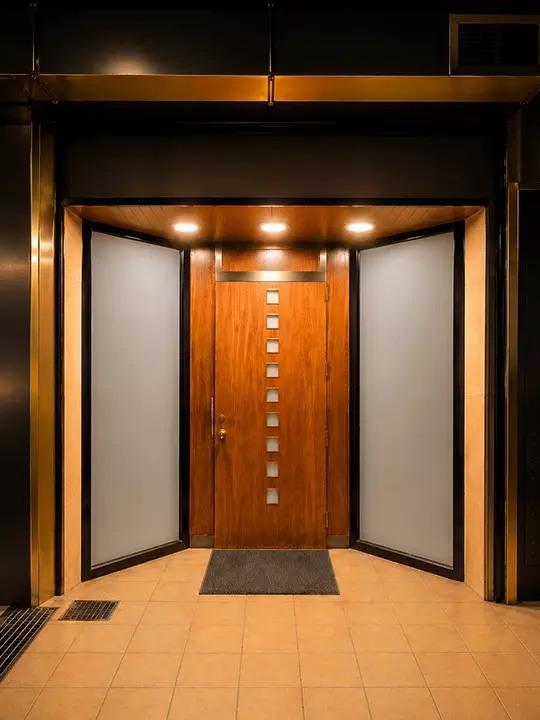 Room Xpa, Erotic massage center in Madrid