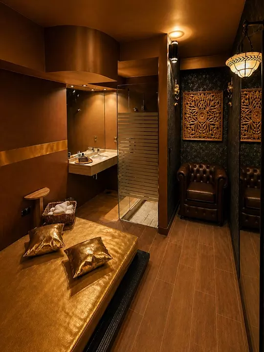 Room Xpa, Erotic massage center in Madrid