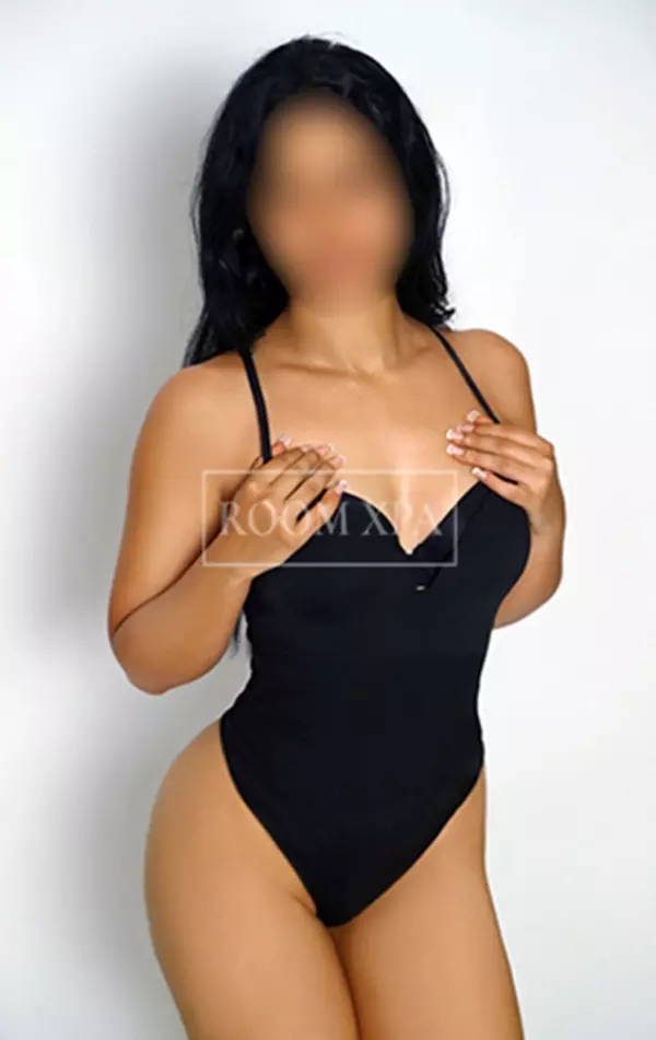 Yasmin, Erotic Masseuse for erotic massages in Madrid